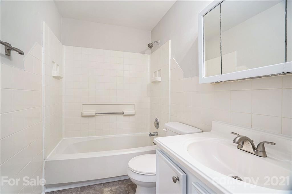 1916 Rice Planters Road, Unit 17 Charlotte, NC 28273 - Photo 20 of 28 Gallery Image 20