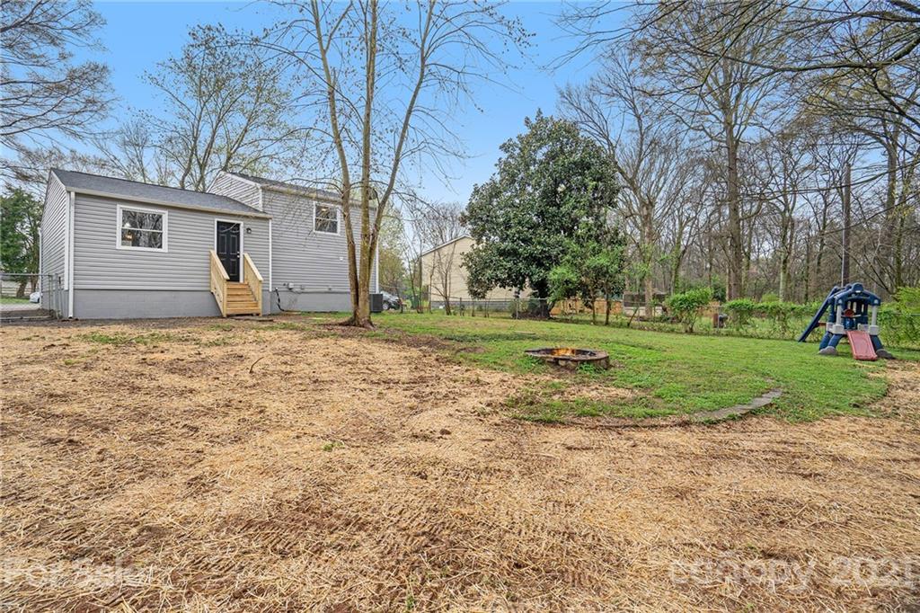 1916 Rice Planters Road, Unit 17 Charlotte, NC 28273 - Photo 24 of 28 Gallery Image 24