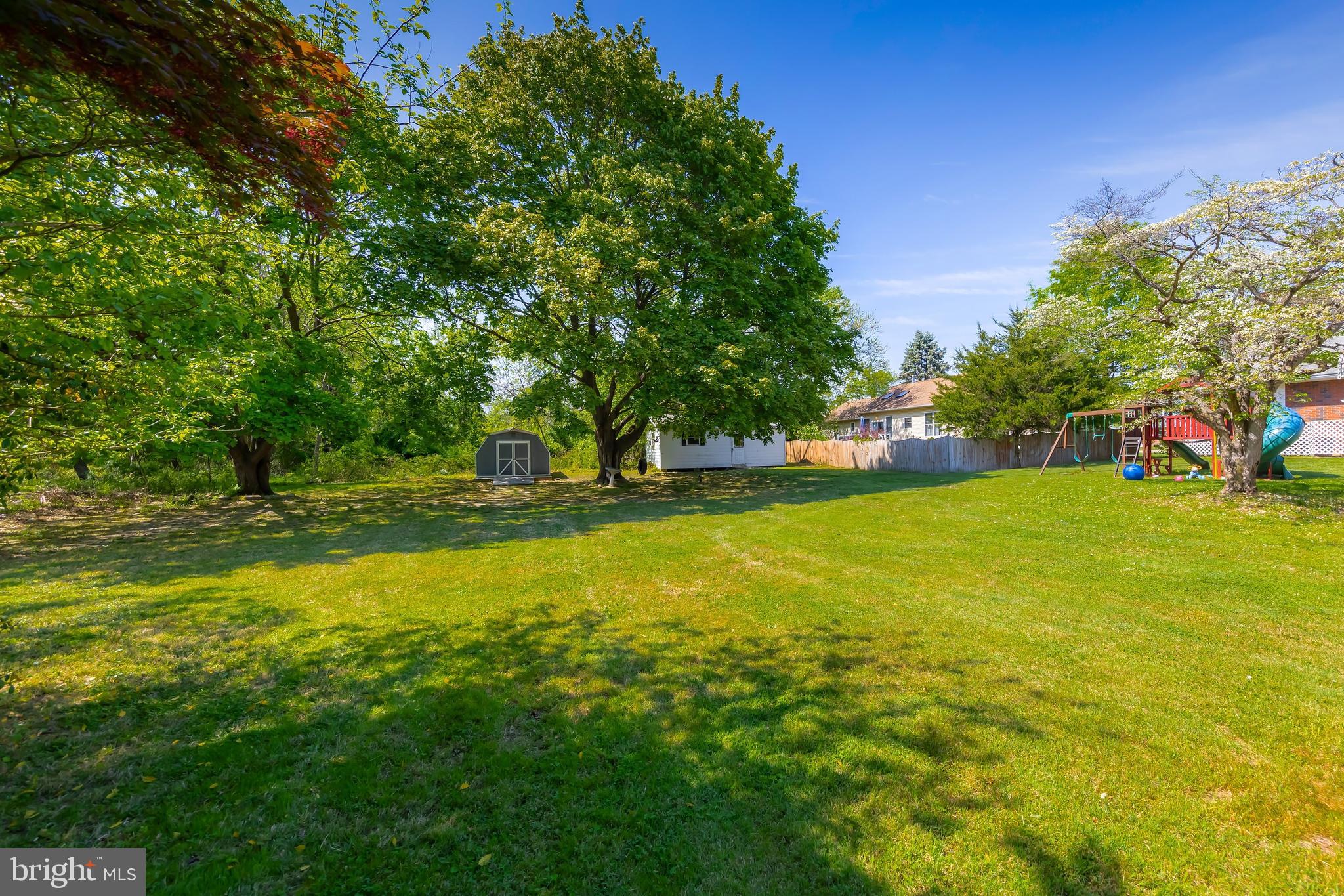 121 Kansas Road Pennsville, NJ 08070 - Photo 31 of 32 a view of green field