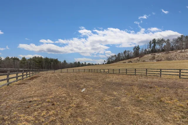 $2,999,900 | 13 N Road, Kensington, NH 03833