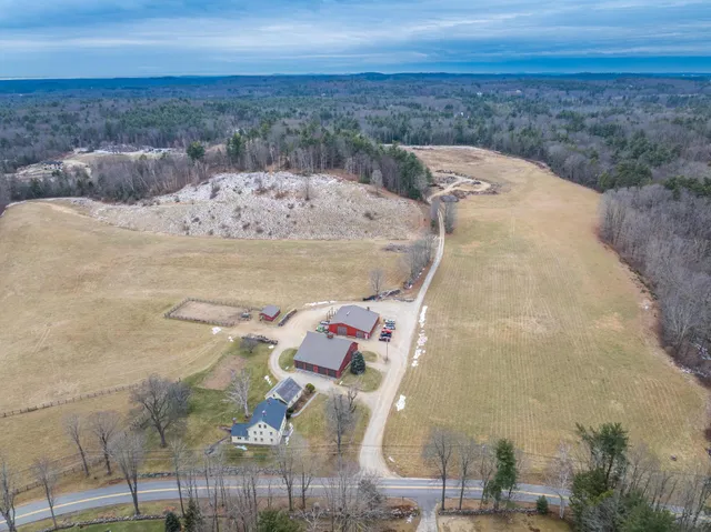 $2,999,900 | 13 N Road, Kensington, NH 03833