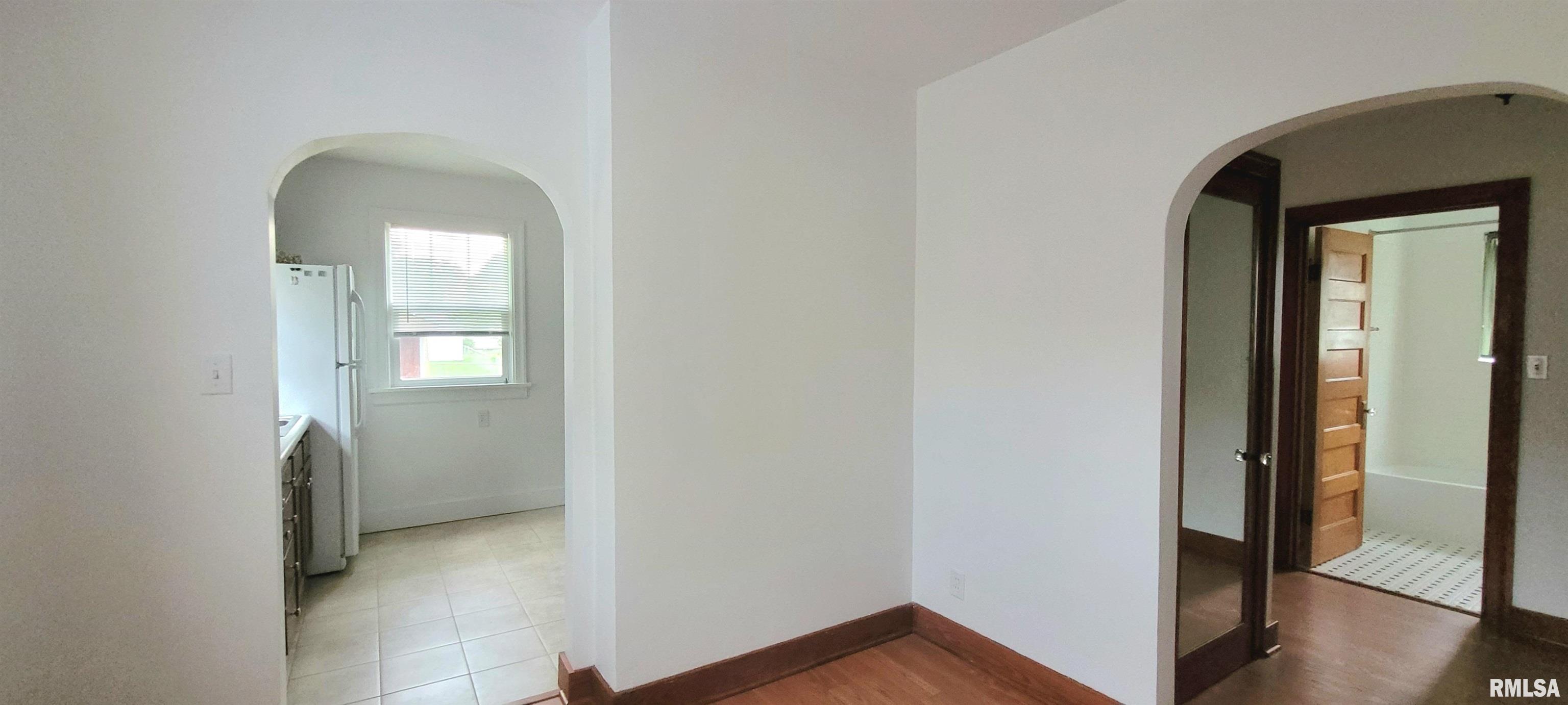 2220 Grandview Avenue Springfield, IL 62702 - Photo 11 of 39