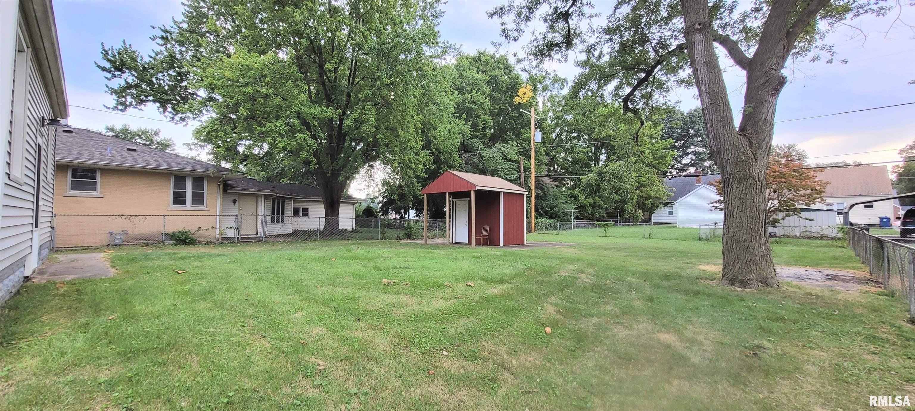 2220 Grandview Avenue Springfield, IL 62702 - Photo 37 of 39
