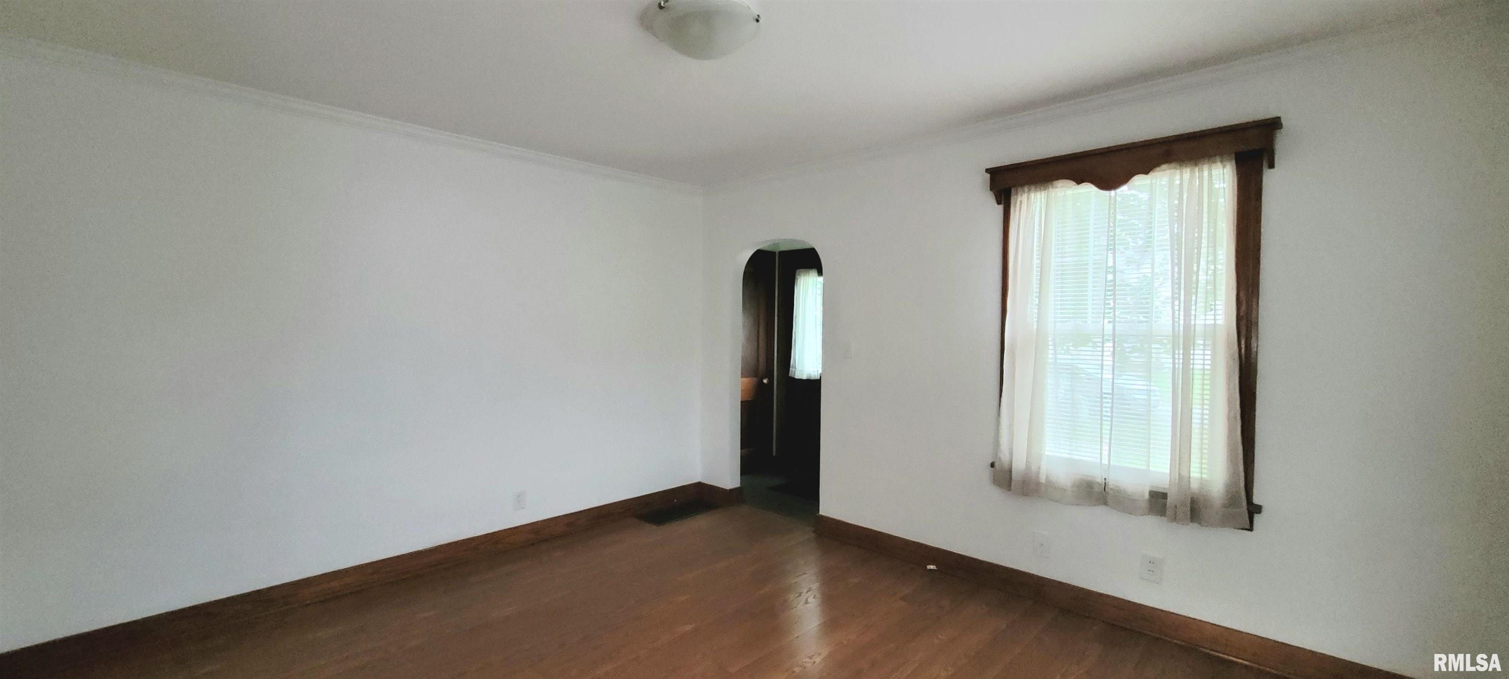 2220 Grandview Avenue Springfield, IL 62702 - Photo 7 of 39