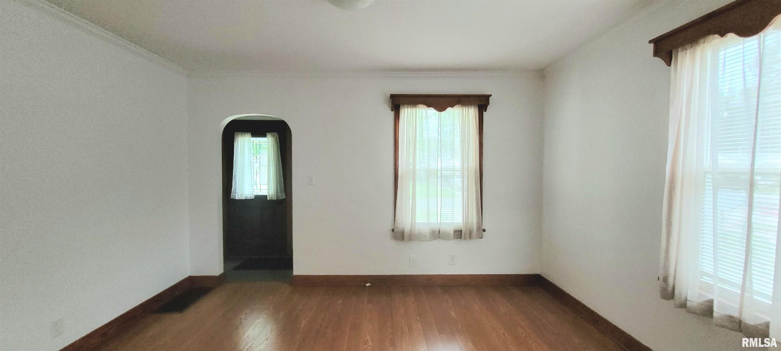 2220 Grandview Avenue Springfield, IL 62702 - Photo 8 of 39