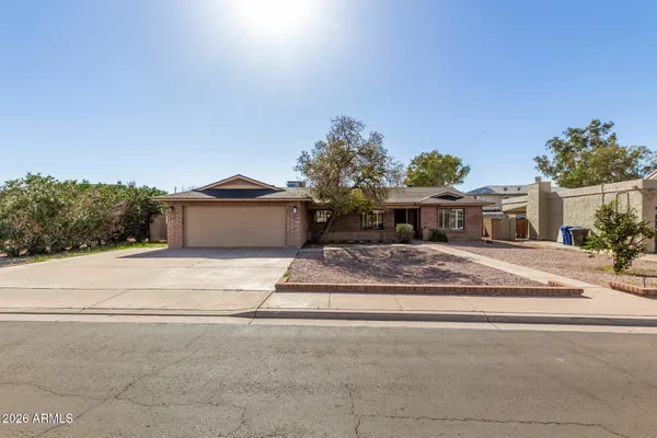 $525,000 | 2435 East Kenwood Circle, Mesa, AZ 85213