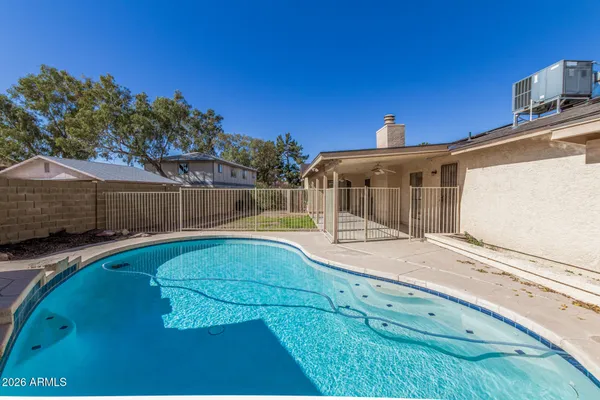 $525,000 | 2435 East Kenwood Circle, Mesa, AZ 85213