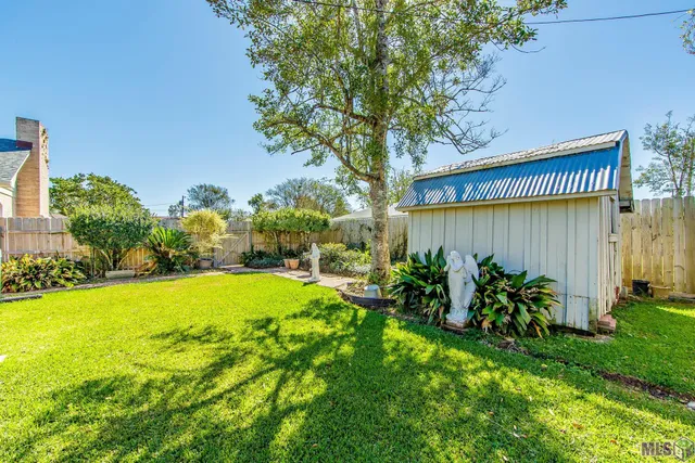 $375,000 | 102 Palm Place, Thibodaux, LA 70301