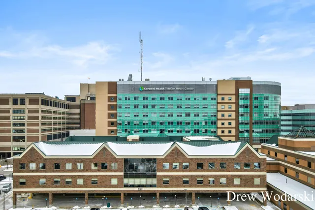 $260,000 | 253 Prospect Avenue Northeast, Unit 105, Grand Rapids, MI 49503