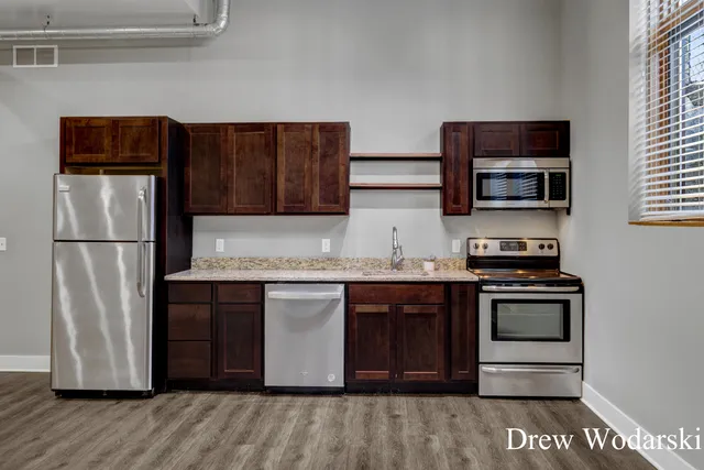 $260,000 | 253 Prospect Avenue Northeast, Unit 105, Grand Rapids, MI 49503