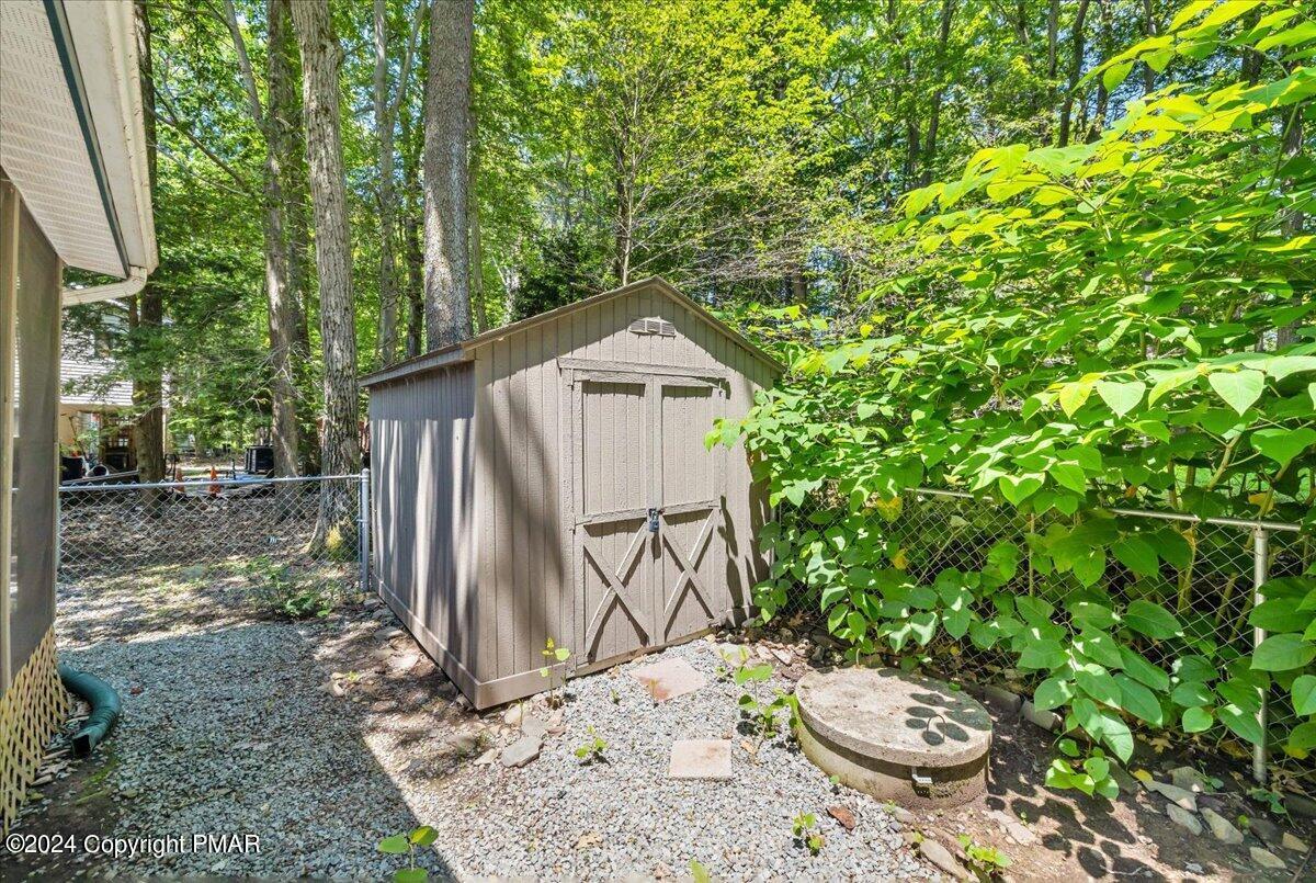 4121 Romeo Road Tobyhanna, PA 18466 - Photo 19 of 21 Shed