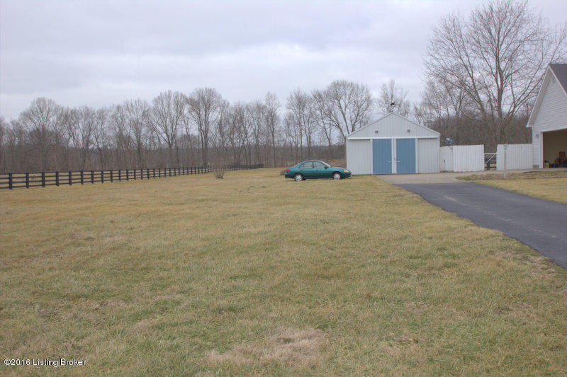1001 Brashears Point Road Taylorsville, KY 40071 - Photo 5 of 30 IMG_9981