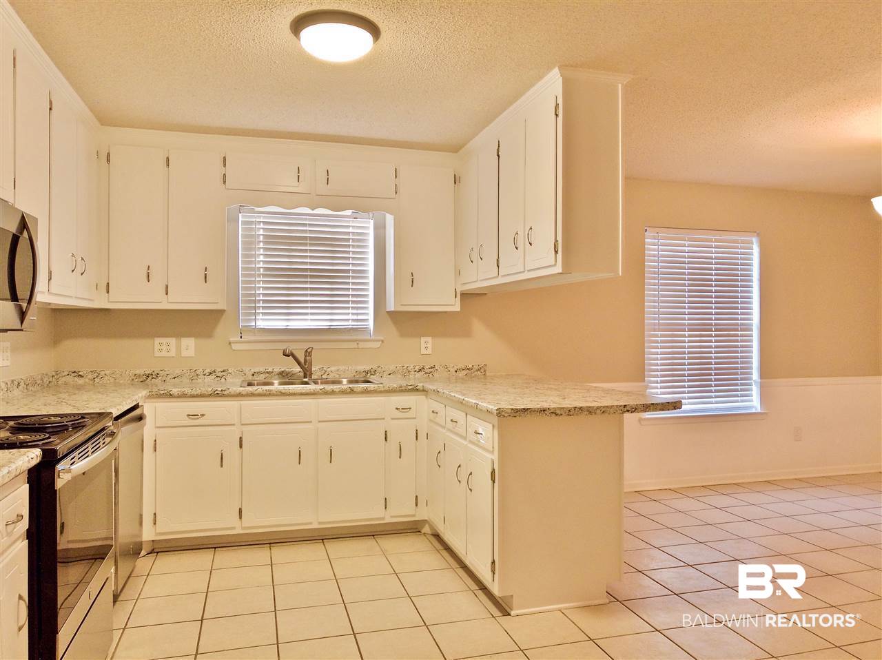 430 Ridgewood Drive Daphne, AL 36526 - Photo 2 of 34