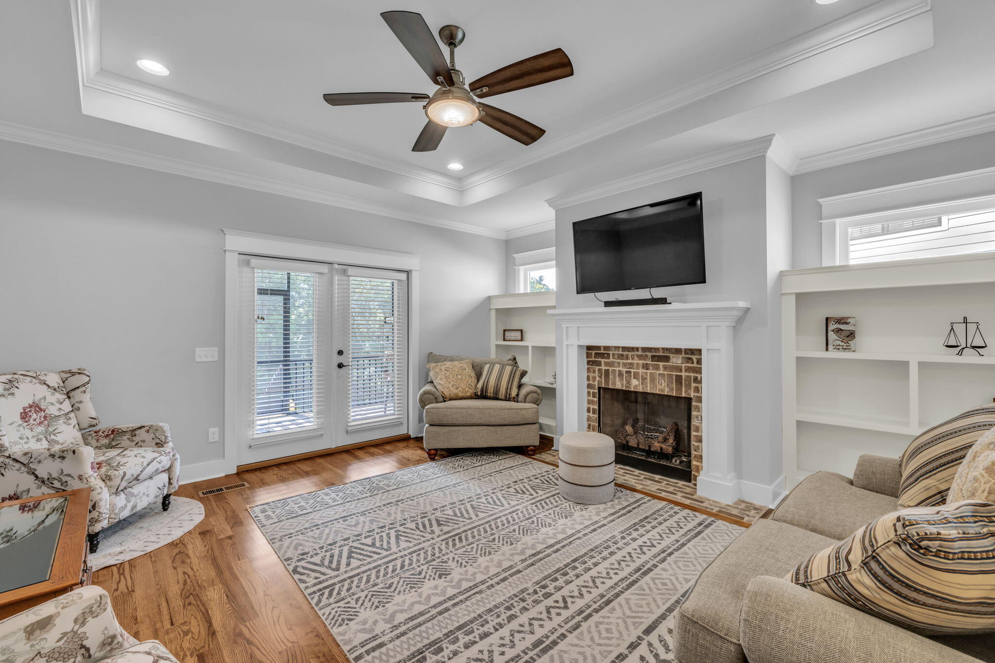 4145 Barnsley Loop Collegedale, TN 37363 - Photo 22 of 36 Built Ins & Gas Fireplace