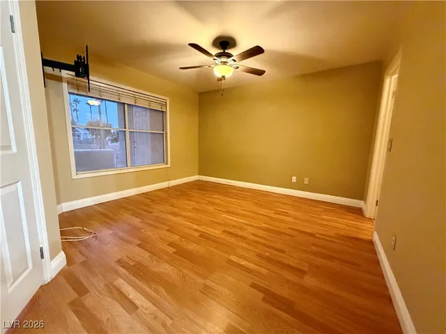 $925 | 6800 East Lake Mead Boulevard, Unit 1055, Las Vegas, NV 89156