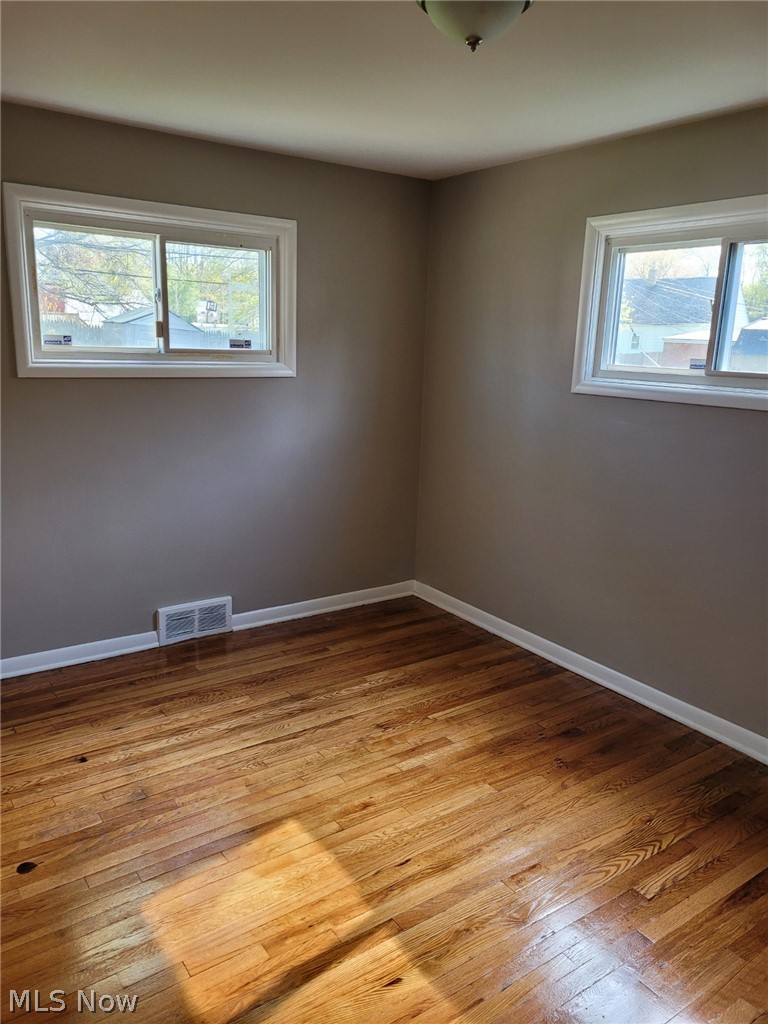 3994 Suffolk Road South Euclid, OH 44121 - Photo 9 of 15
