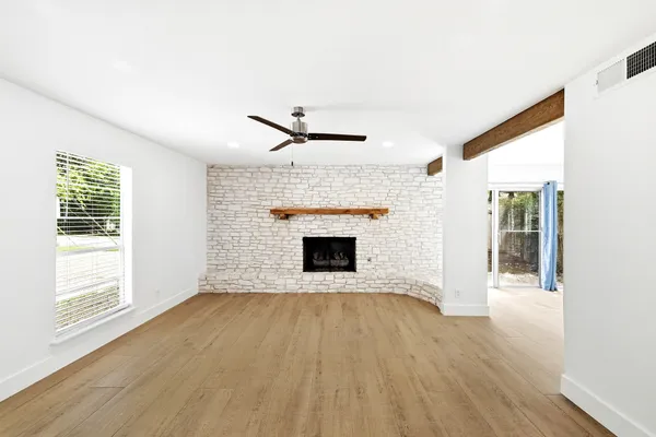 $2,995 | 6202 Laurel Valley Drive, Unit A, Austin, TX 78731