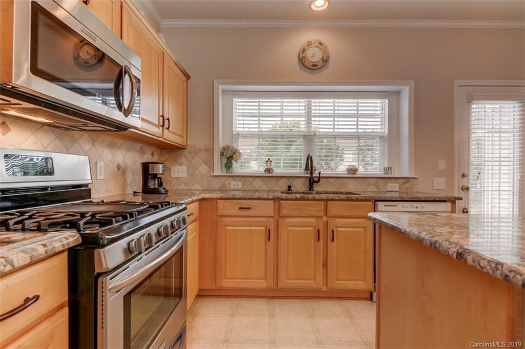 7716 Raynor Road Charlotte, NC 28277 - Photo 4 of 22 Gallery Image 4