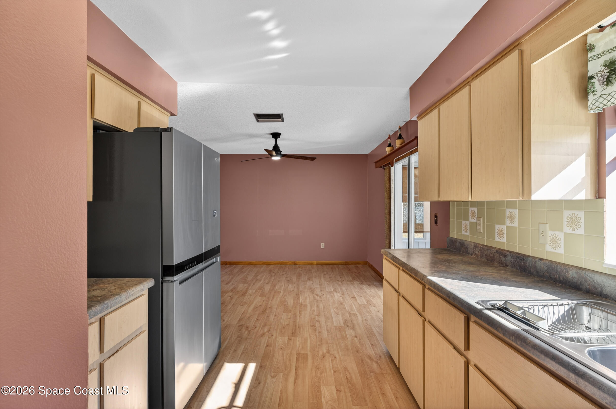 3105 Avon Lane Titusville, FL 32796 - Photo 5 of 35 5_dsc01969