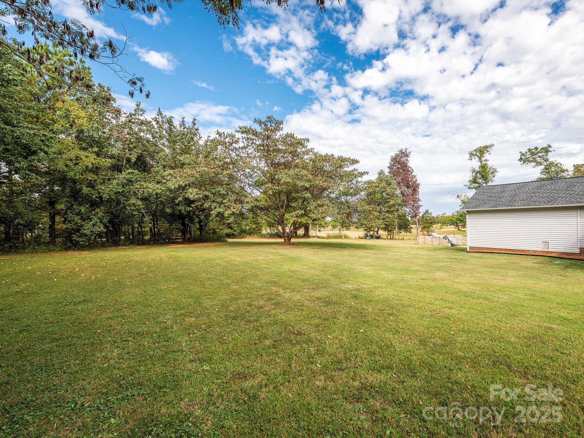 3022 Crestview Lane Lancaster, SC 29720 - Photo 7 of 46 a view of an ocean and city