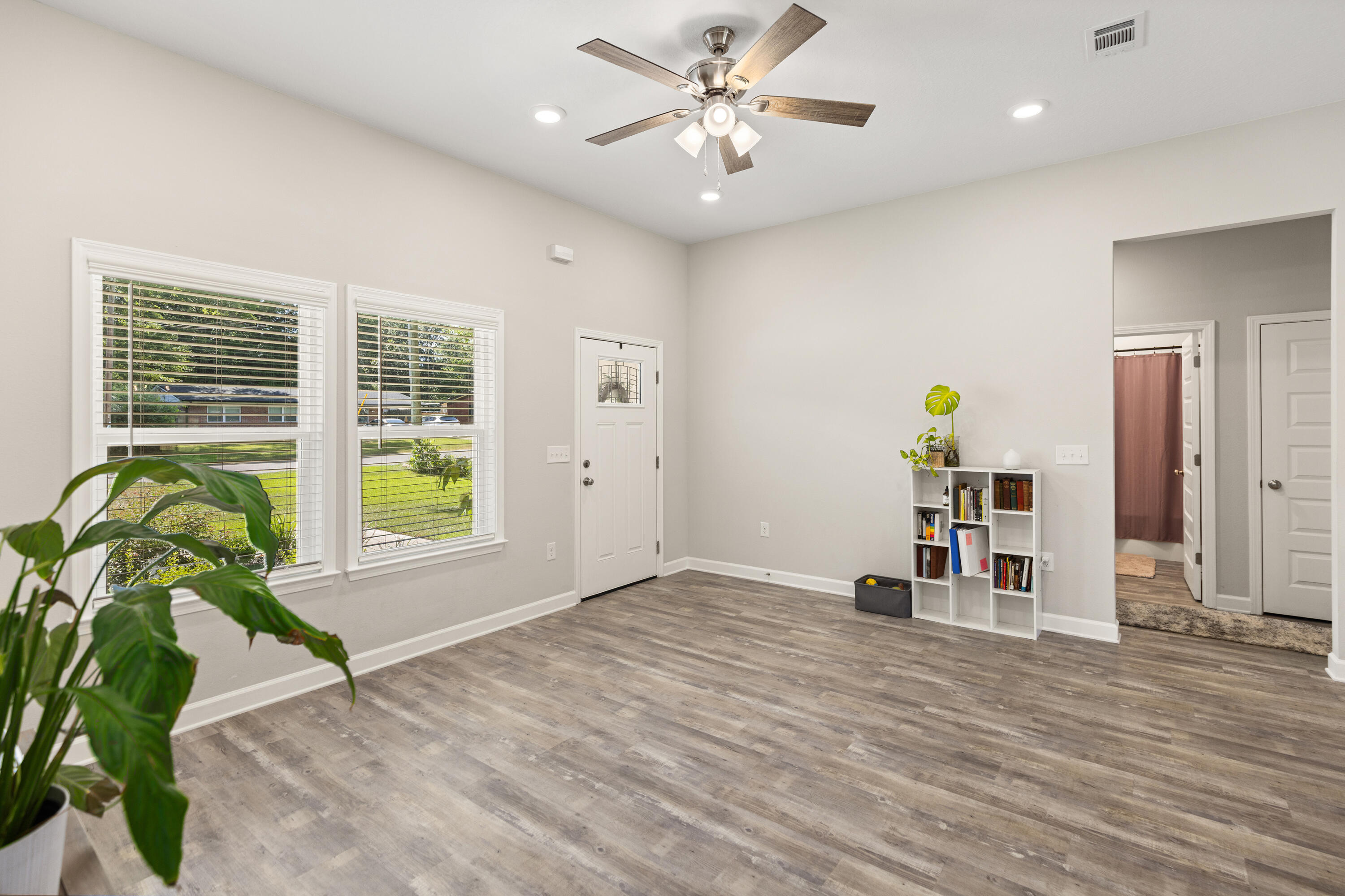 135 Shady Lane Crestview, FL 32536 - Photo 18 of 36 a view of a livingroom with a window