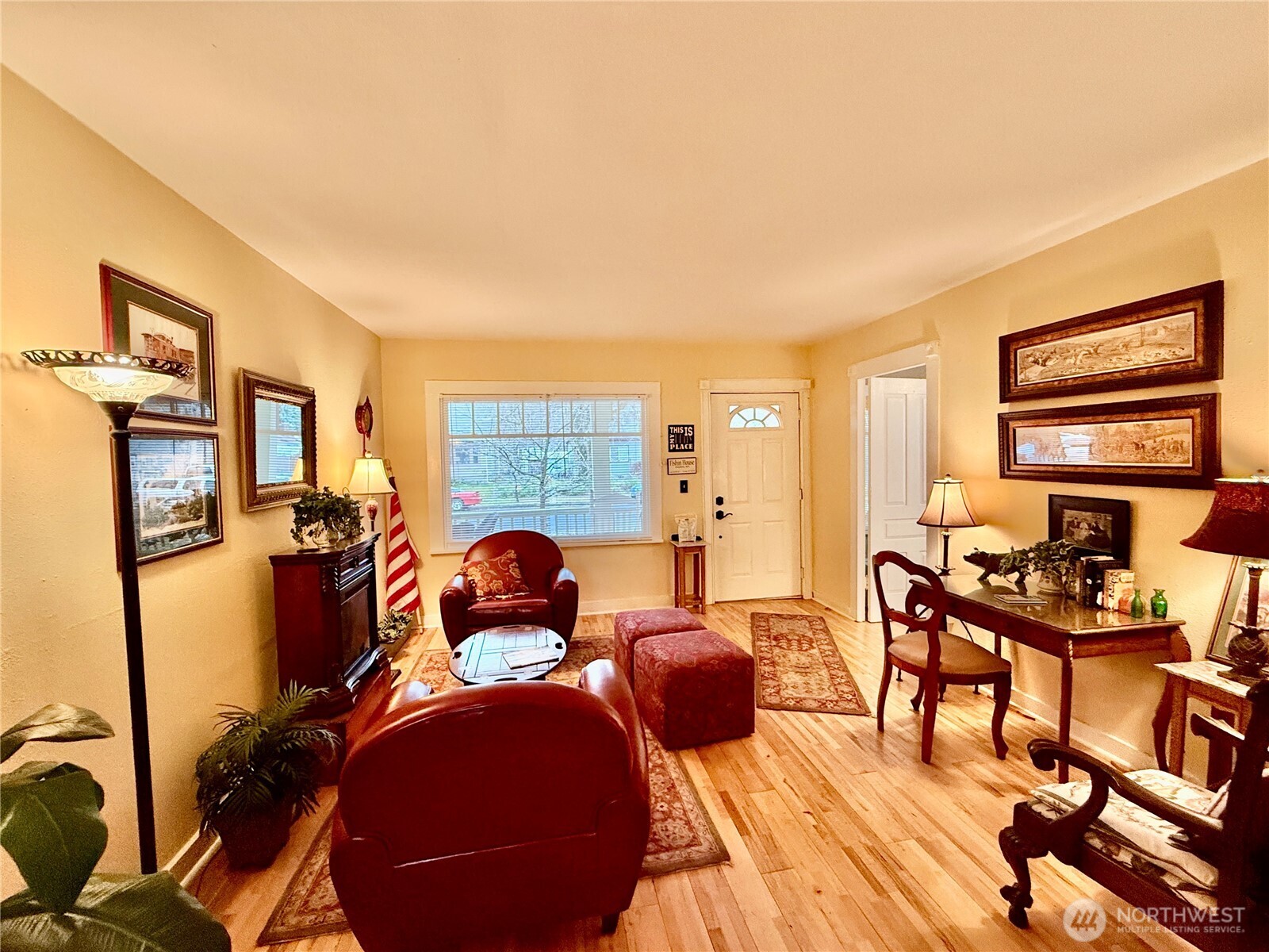 213 East Oak Street Dayton, WA 99328 - Photo 2 of 27 a living room with furniture a rug and a window
