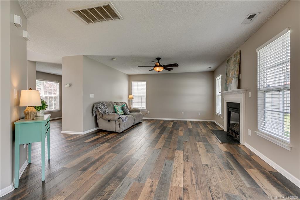 7709 Black Hawk Lane Tega Cay, SC 29708 - Photo 5 of 33