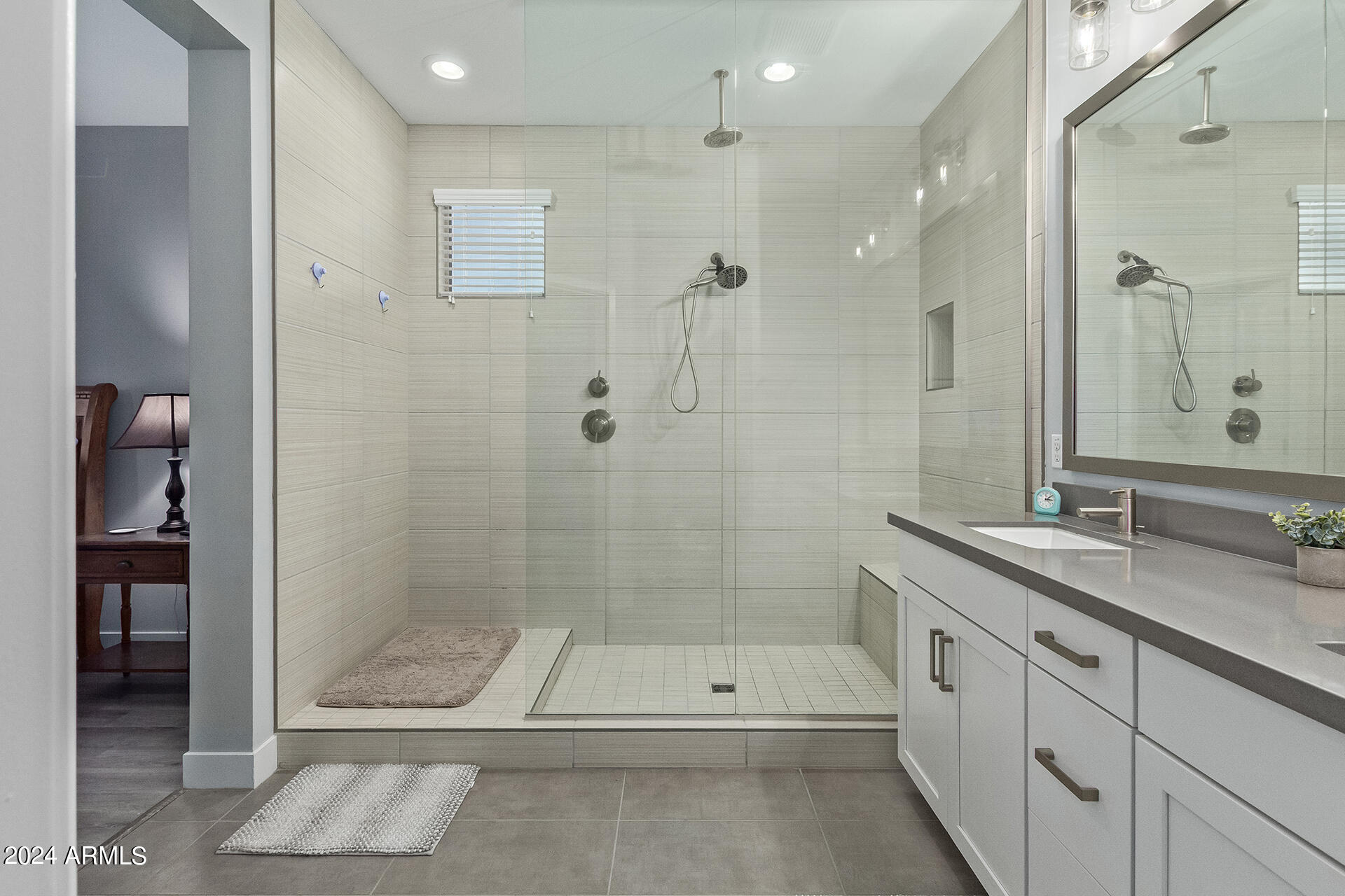 14396 West Wethersfield Road Surprise, AZ 85379 - Photo 17 of 46 29 - Wethersfield
