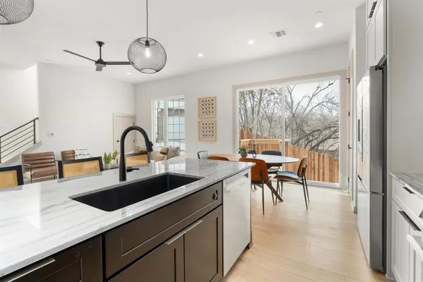 $3,500 | 1736 Bunche Road, Unit B2, Austin, TX 78721