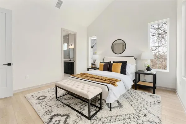 $3,500 | 1736 Bunche Road, Unit B2, Austin, TX 78721