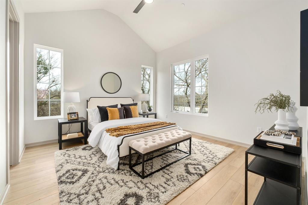 1736 Bunche Road, Unit B2 Austin, TX 78721 - Photo 3 of 37