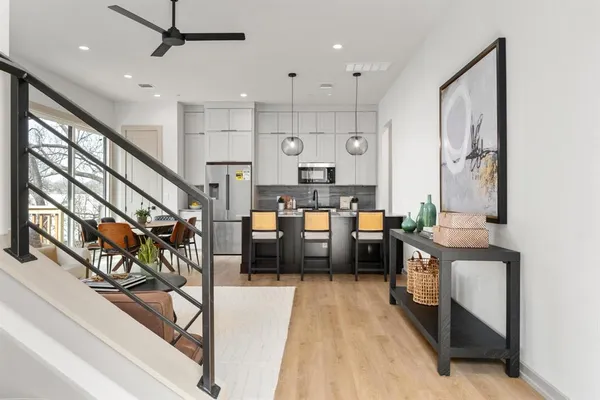 $3,500 | 1736 Bunche Road, Unit B2, Austin, TX 78721