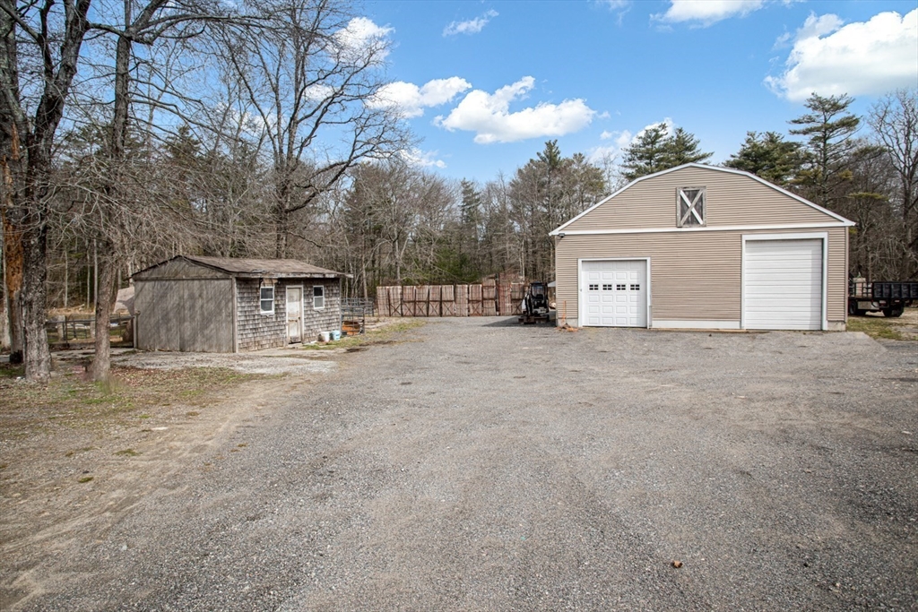 427 Yellow Hill Road Fall River, MA 02747 - Photo 15 of 42 Gallery Image 15