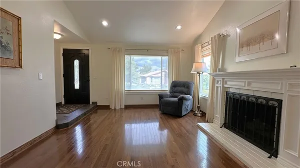 $1,049,950 | 12111 Eddleston Drive, Porter Ranch, CA 91326