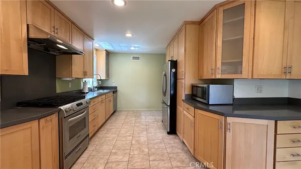 $1,049,950 | 12111 Eddleston Drive, Porter Ranch, CA 91326