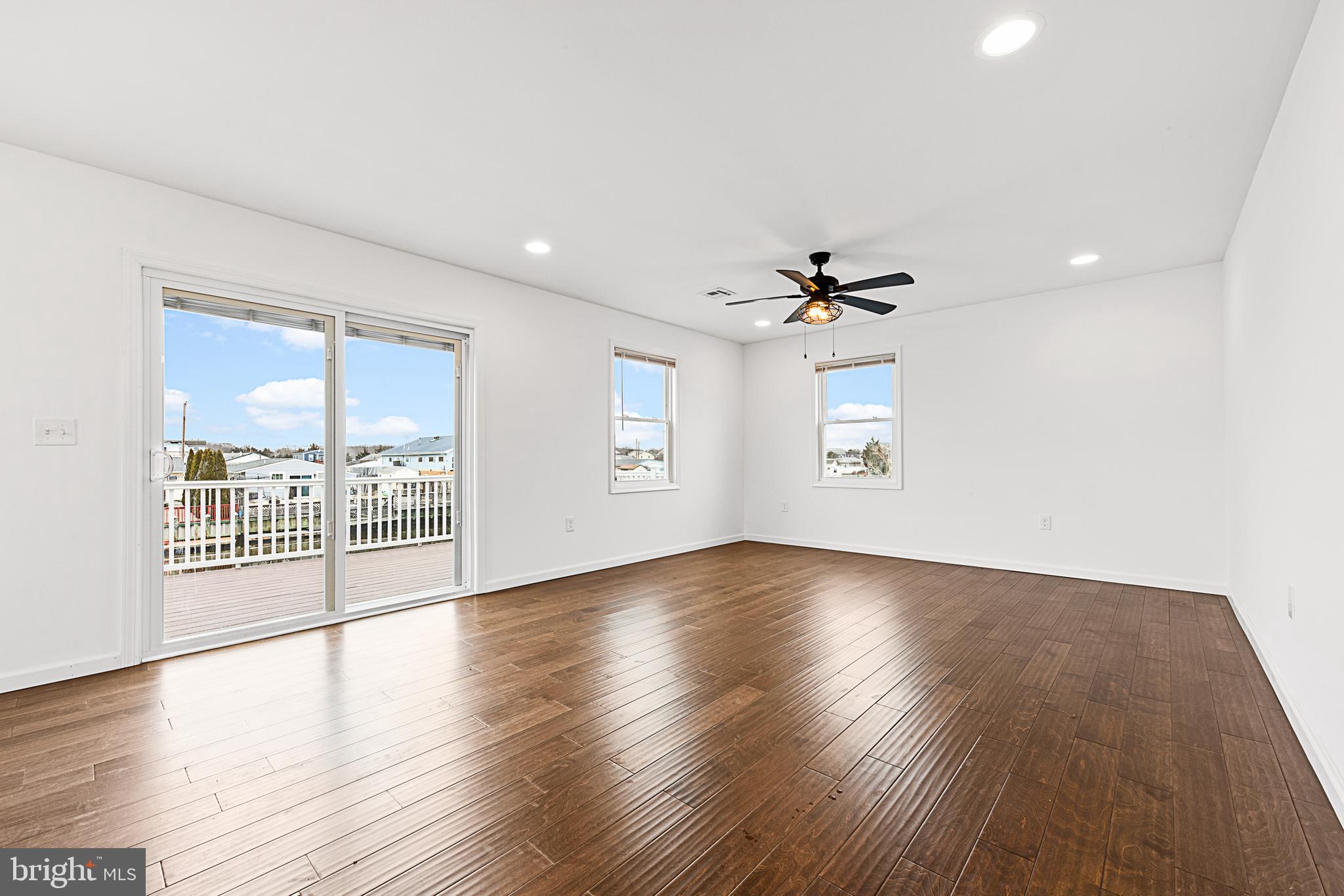 16 West Thames Road Little Egg Harbor, NJ 08087 - Photo 11 of 48