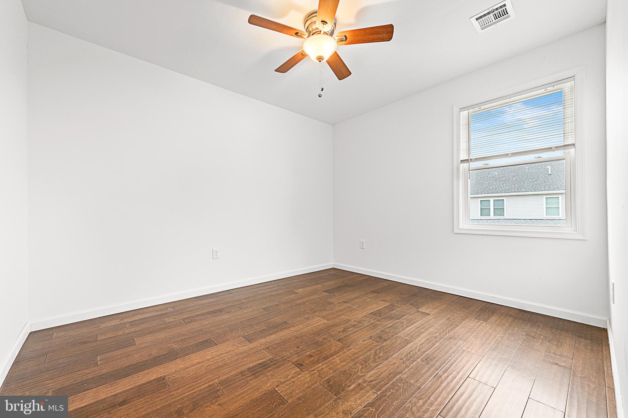 16 West Thames Road Little Egg Harbor, NJ 08087 - Photo 28 of 48