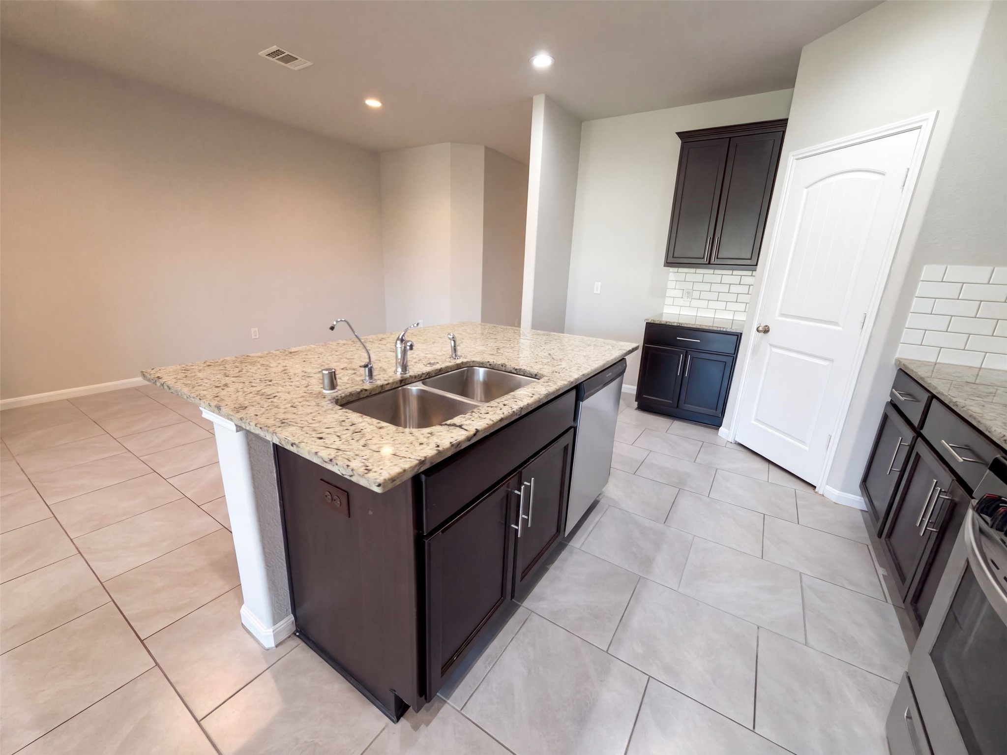 8322 Oakleaf Meadow Court Rosharon, TX 77583 - Photo 21 of 23 Gallery Image 21
