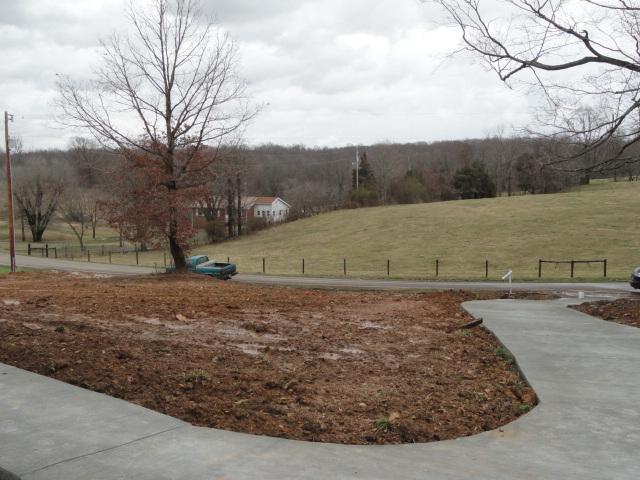 1650 Hickory Point Road Clarksville, TN 37043 - Photo 3 of 20