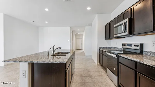 $388,990 | 12133 East Lupine Lane, Florence, AZ 85132