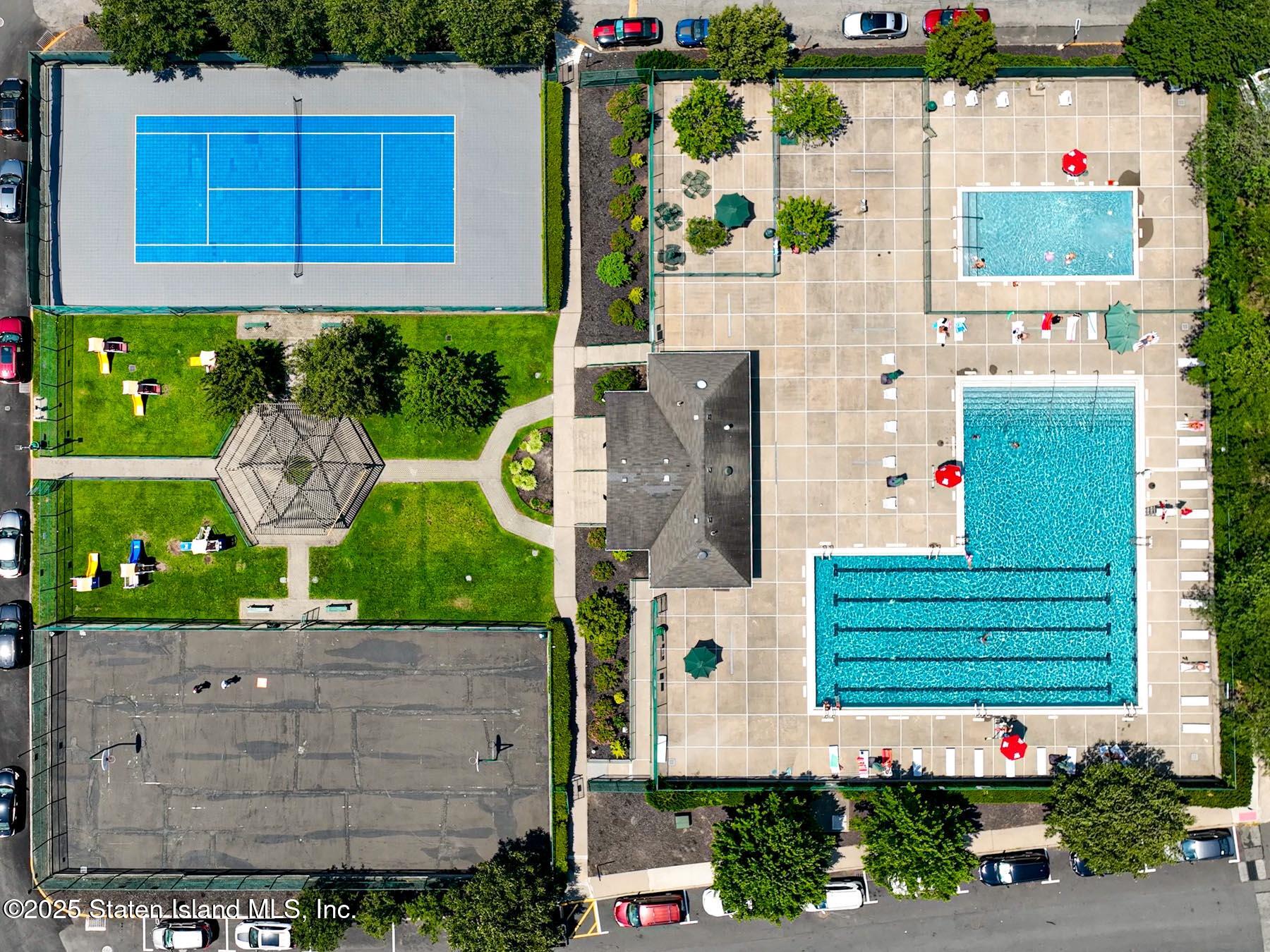 214 Ilyssa Way Staten Island, NY 10312 - Photo 18 of 22 a view of outdoor space and yard