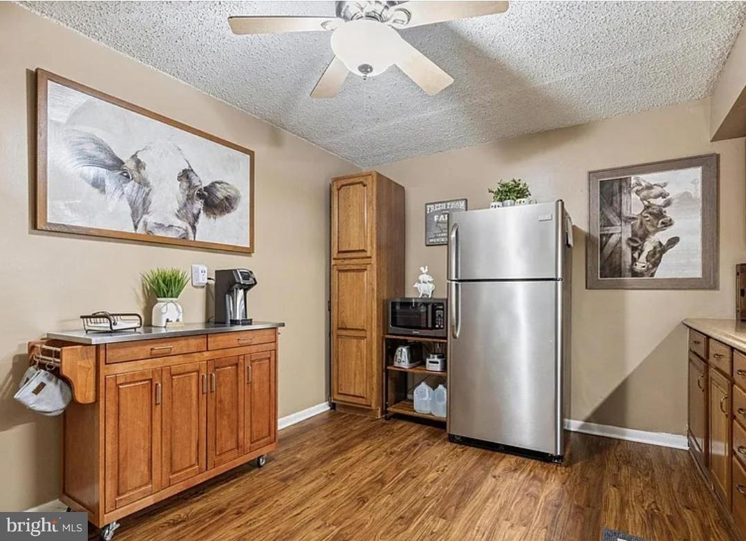 400 Glendale Road, Unit B13 Havertown, PA 19083 - Photo 15 of 25