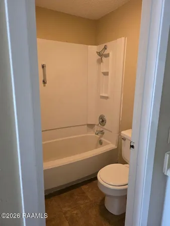 $1,200 | 2826 Louisiana Avenue, Unit 1111, Lafayette, LA 70501