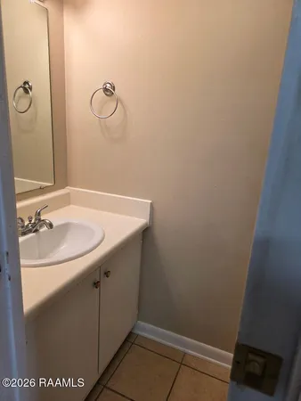 $1,200 | 2826 Louisiana Avenue, Unit 1111, Lafayette, LA 70501