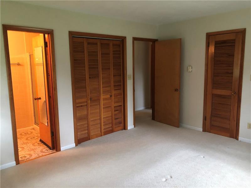 185 Overbrook Road Valencia, PA 16059 - Photo 5 of 25 Master suite has double closets and lots of natural light.