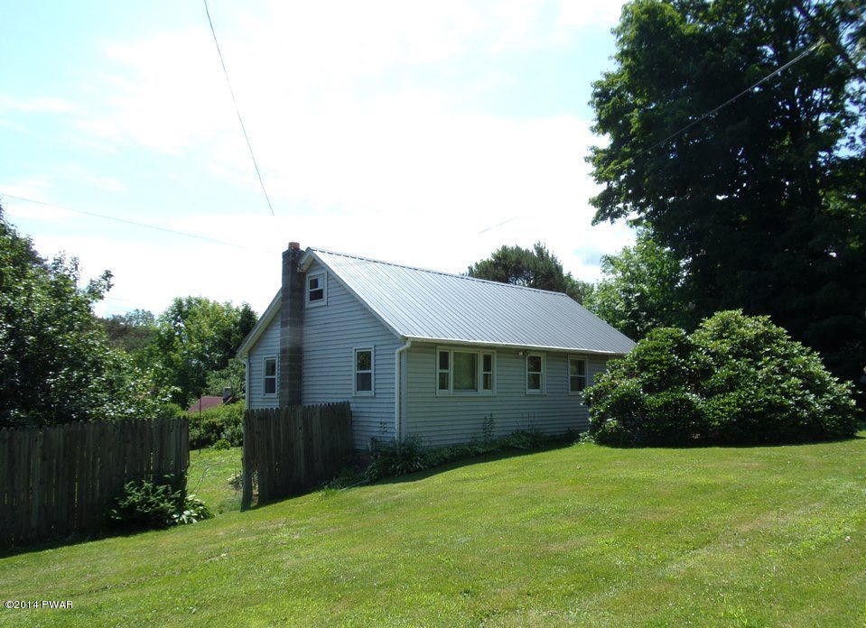 618 Sterling Road Sterling, PA 18463 - Photo 5 of 23