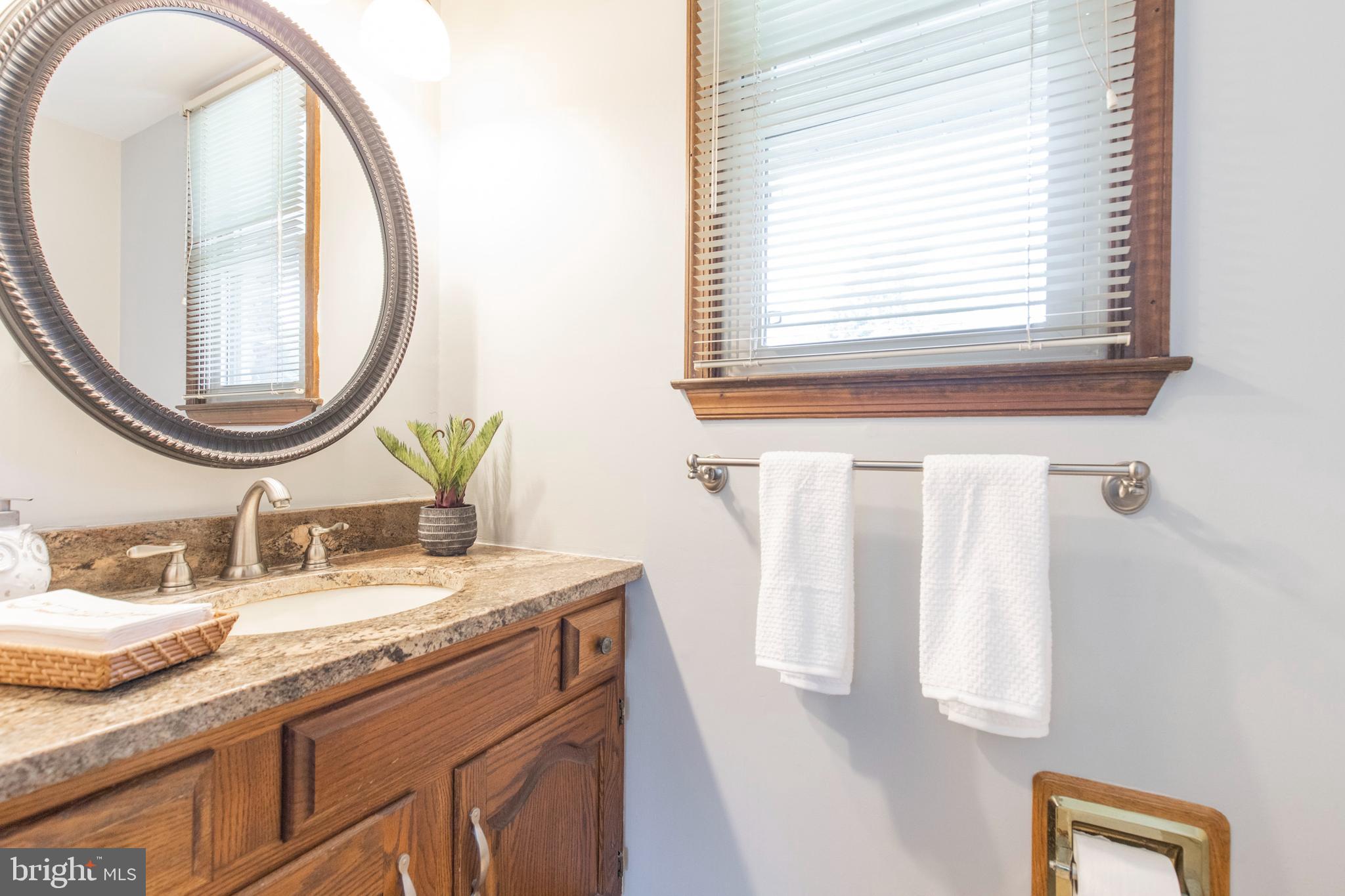 1370 Cold Spring Road Newtown Square, PA 19073 - Photo 19 of 47 Powder room