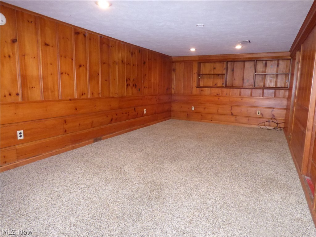 1604 Sunview Road Cleveland, OH 44124 - Photo 27 of 28