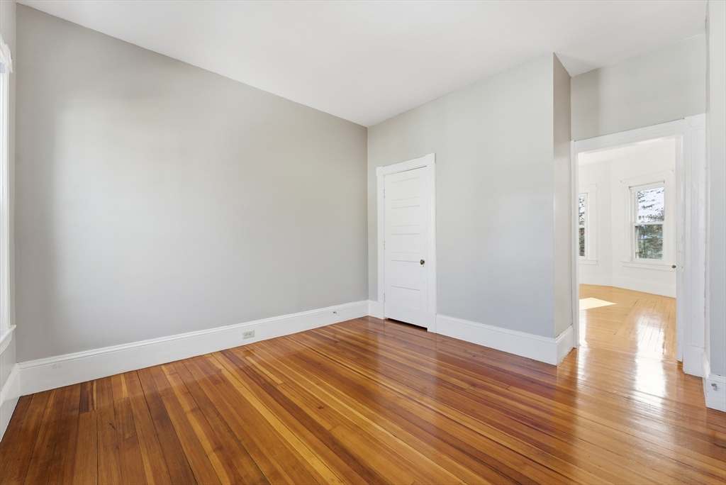 31-33 North Boulevard West Springfield, MA 01089 - Photo 25 of 42