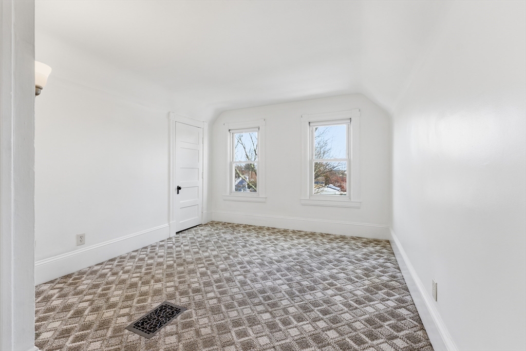 31-33 North Boulevard West Springfield, MA 01089 - Photo 35 of 42